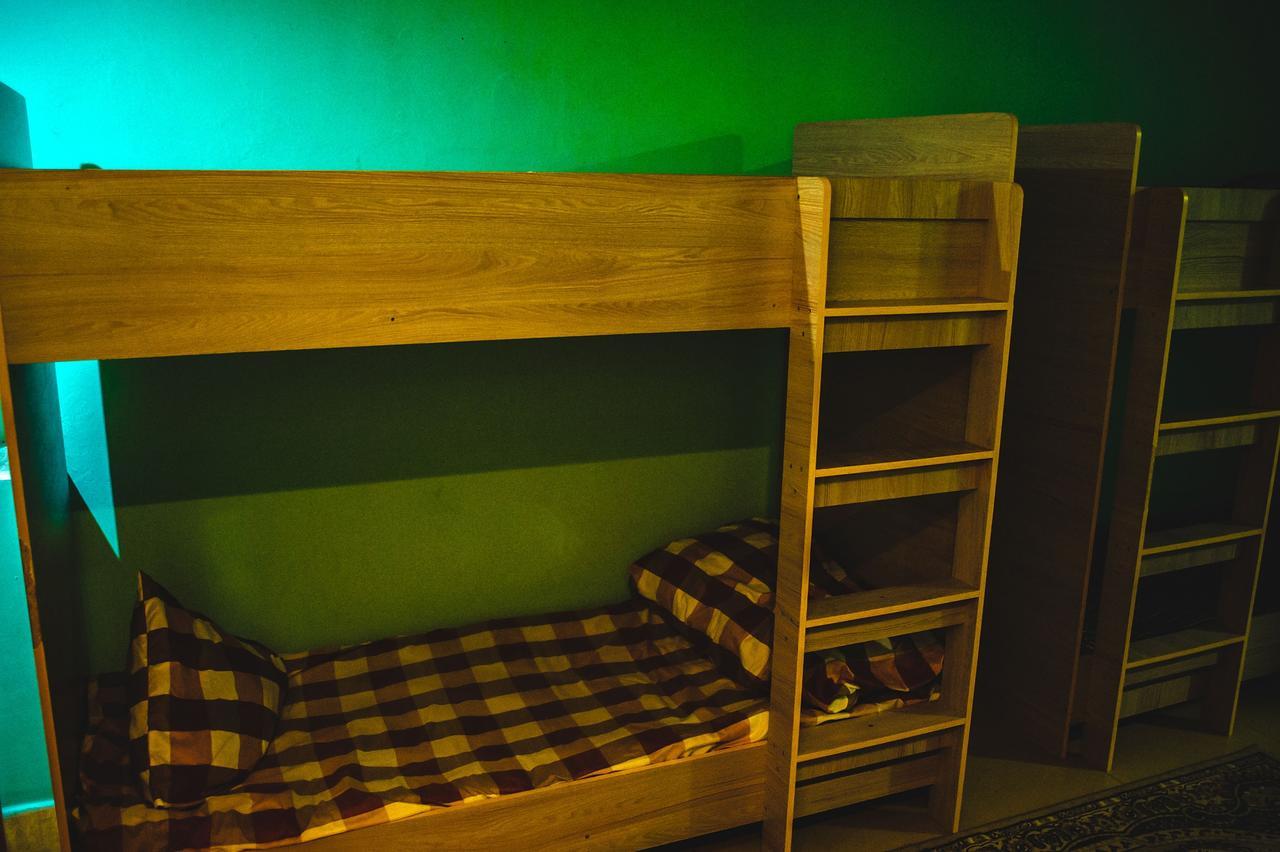 Asia Hostel Almaty Extérieur photo