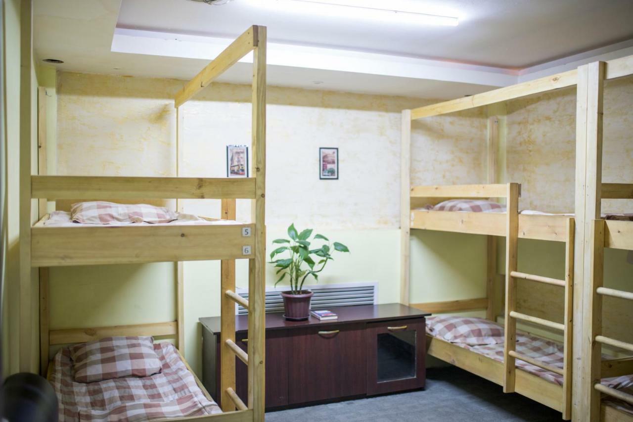 Asia Hostel Almaty Extérieur photo
